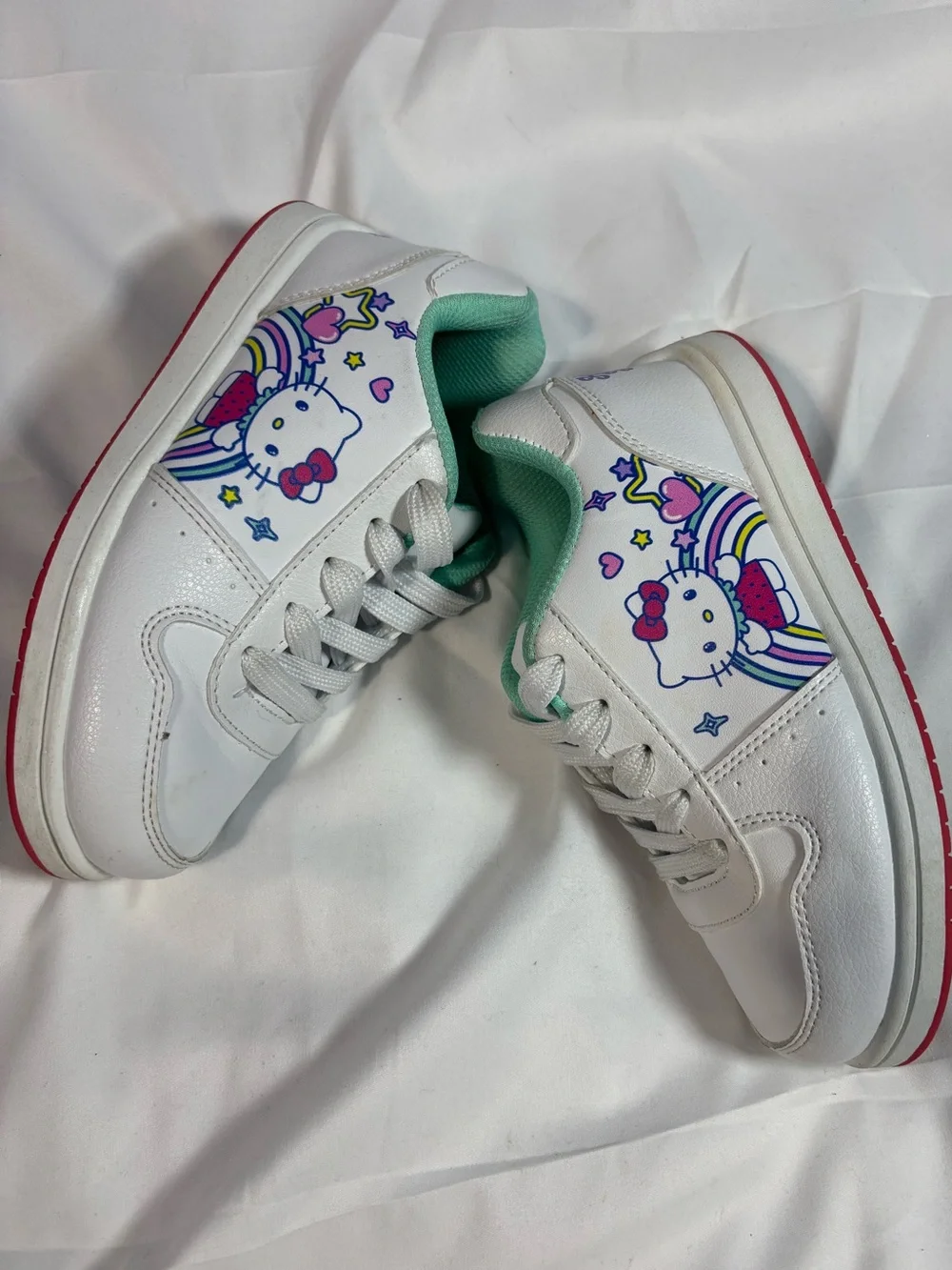 Hello Kitty Sneakers 🎀